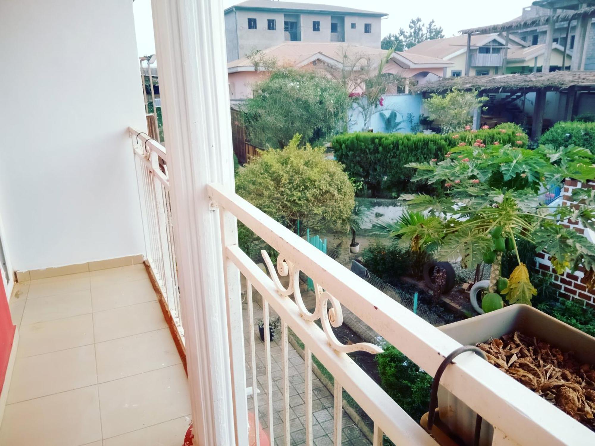 Residence Jardin Tropical Yaoundé Exteriör bild