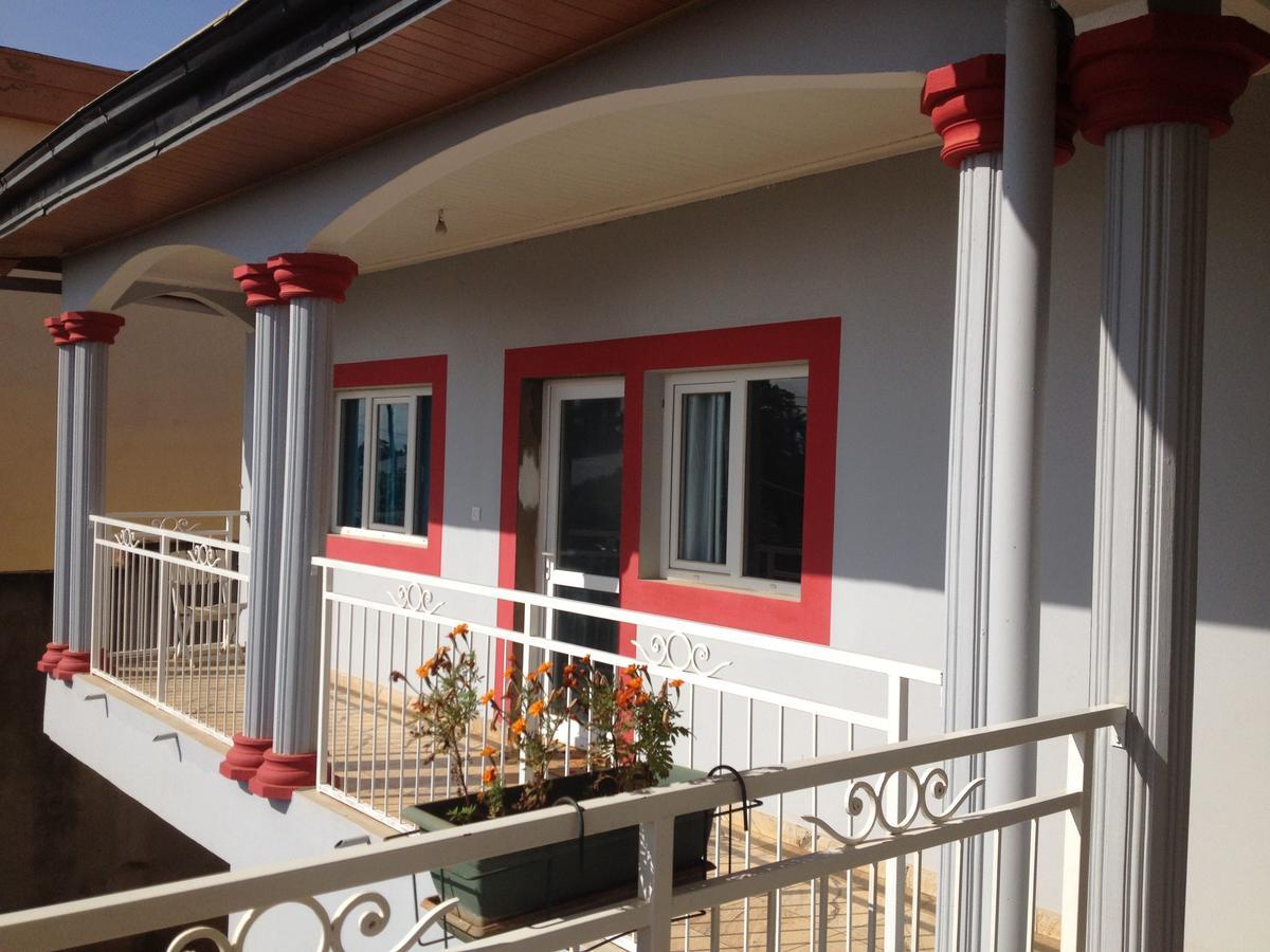 Residence Jardin Tropical Yaoundé Exteriör bild